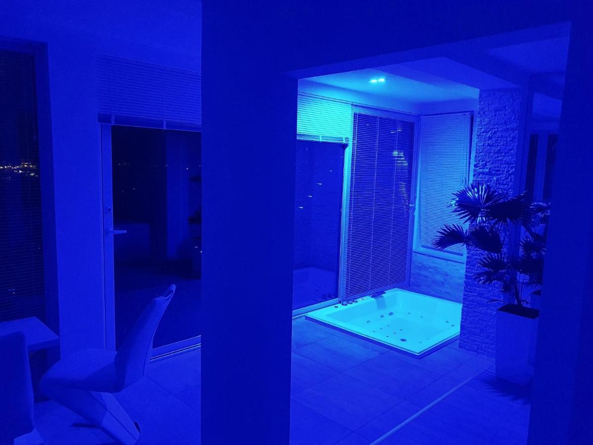 Jacuzzi Penthouse Apartment Matulji Zewnętrze zdjęcie