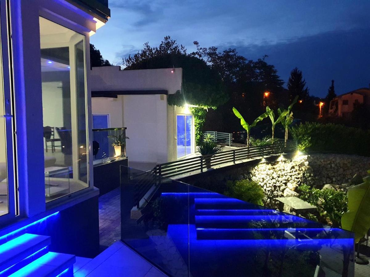 Jacuzzi Penthouse Apartment Matulji Zewnętrze zdjęcie