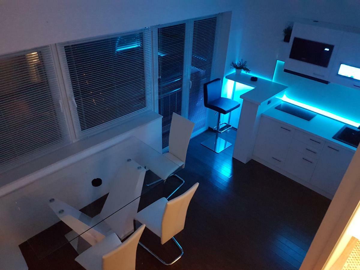 Jacuzzi Penthouse Apartment Matulji Zewnętrze zdjęcie